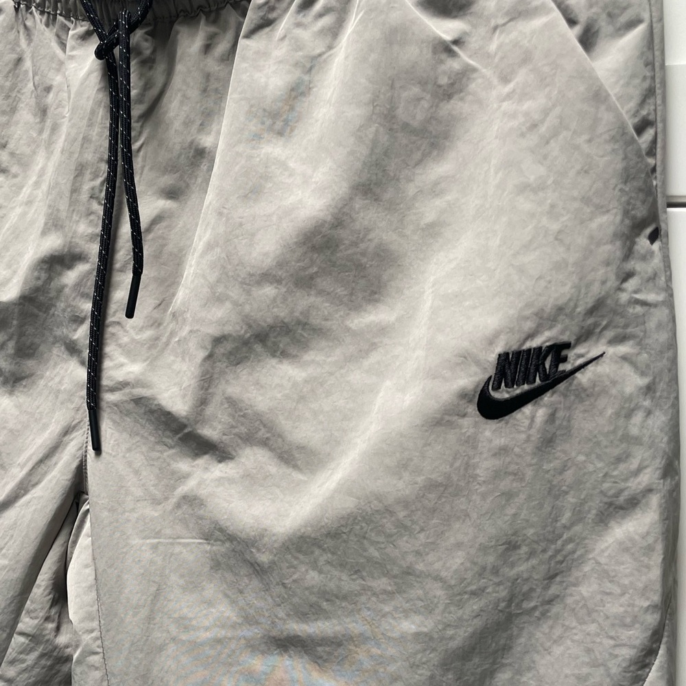 Nike Sportswear Tech Essentials Men's Lined Commuter Pants, Medium - Picture 3 of 9
